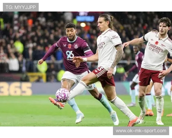 阿森纳一骑绝尘，英超争冠局势分析，英超0203赛季阿森纳