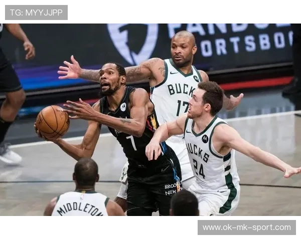 杜兰特空接补篮命中，篮网在客场收获胜利